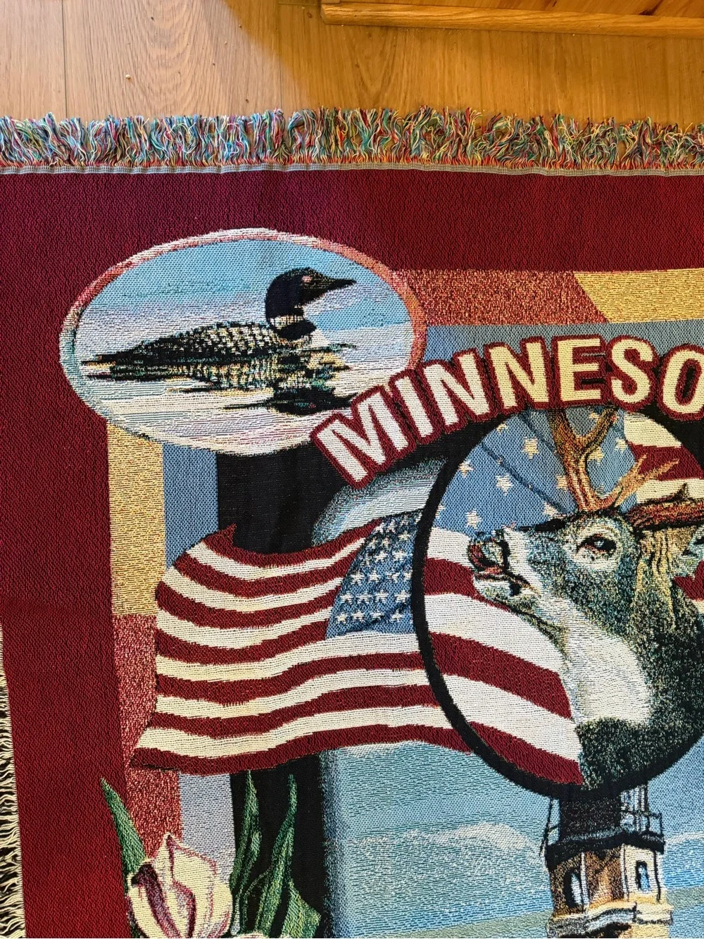 Minnesota Scenic Tapestry Throw Blanket - Maroon